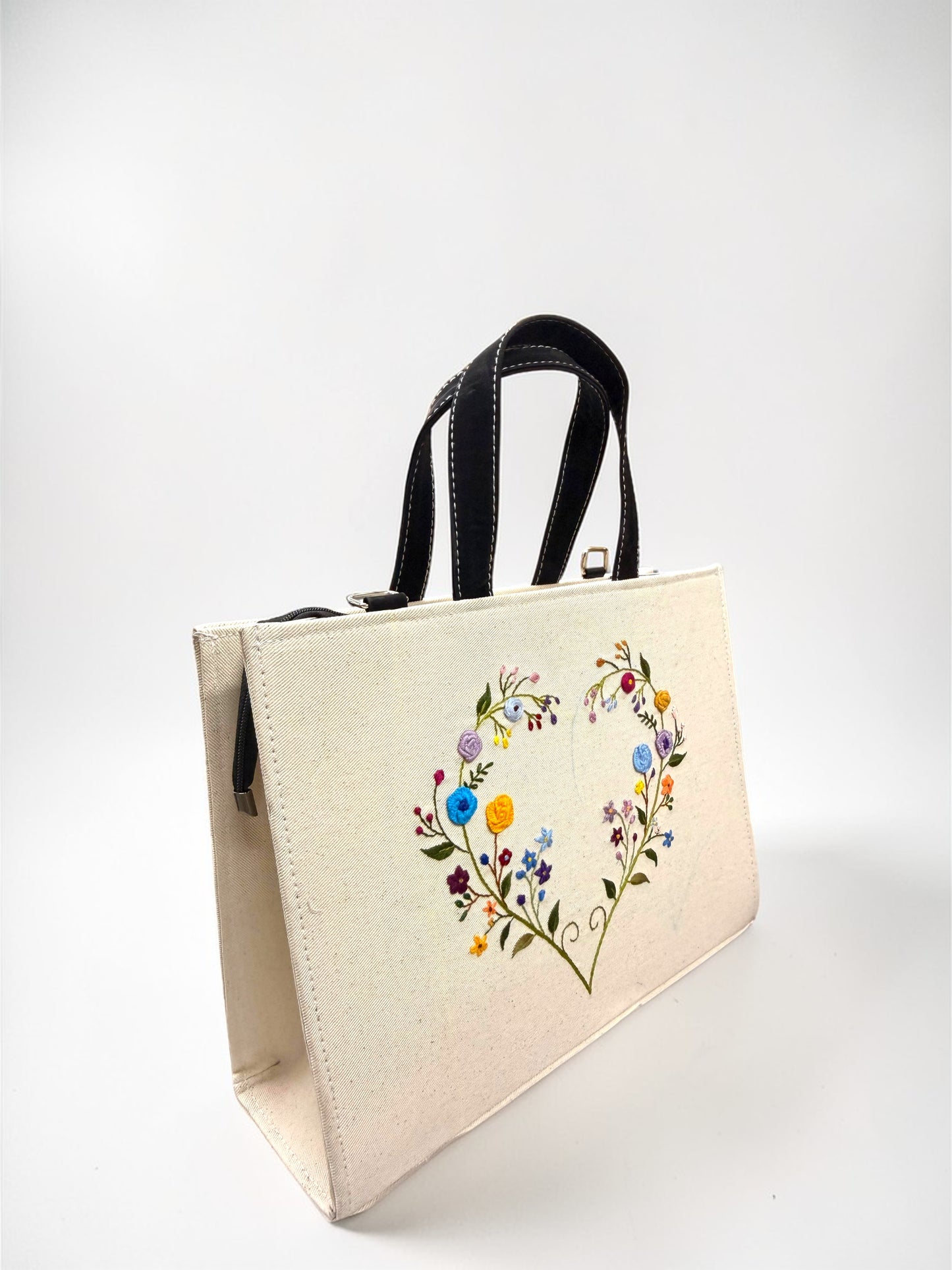 Customised Embroidered Tote Bag – Heart Floral Edition